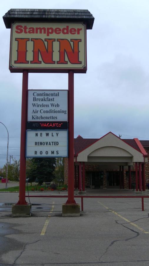 Stampeder Inn Ponoka Exteriör bild